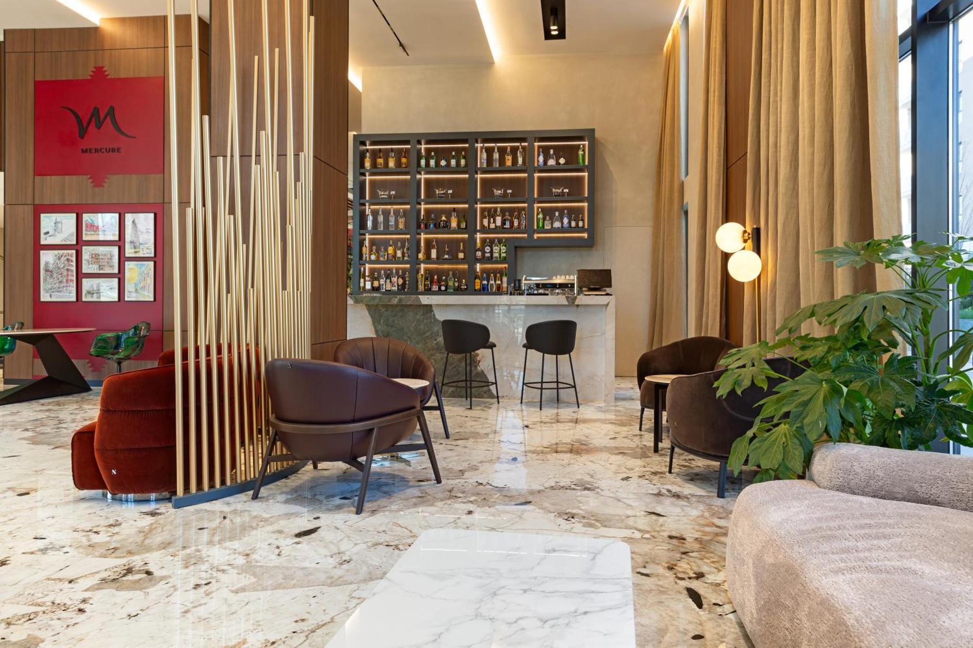 Mercure Tiranë Luaran gambar