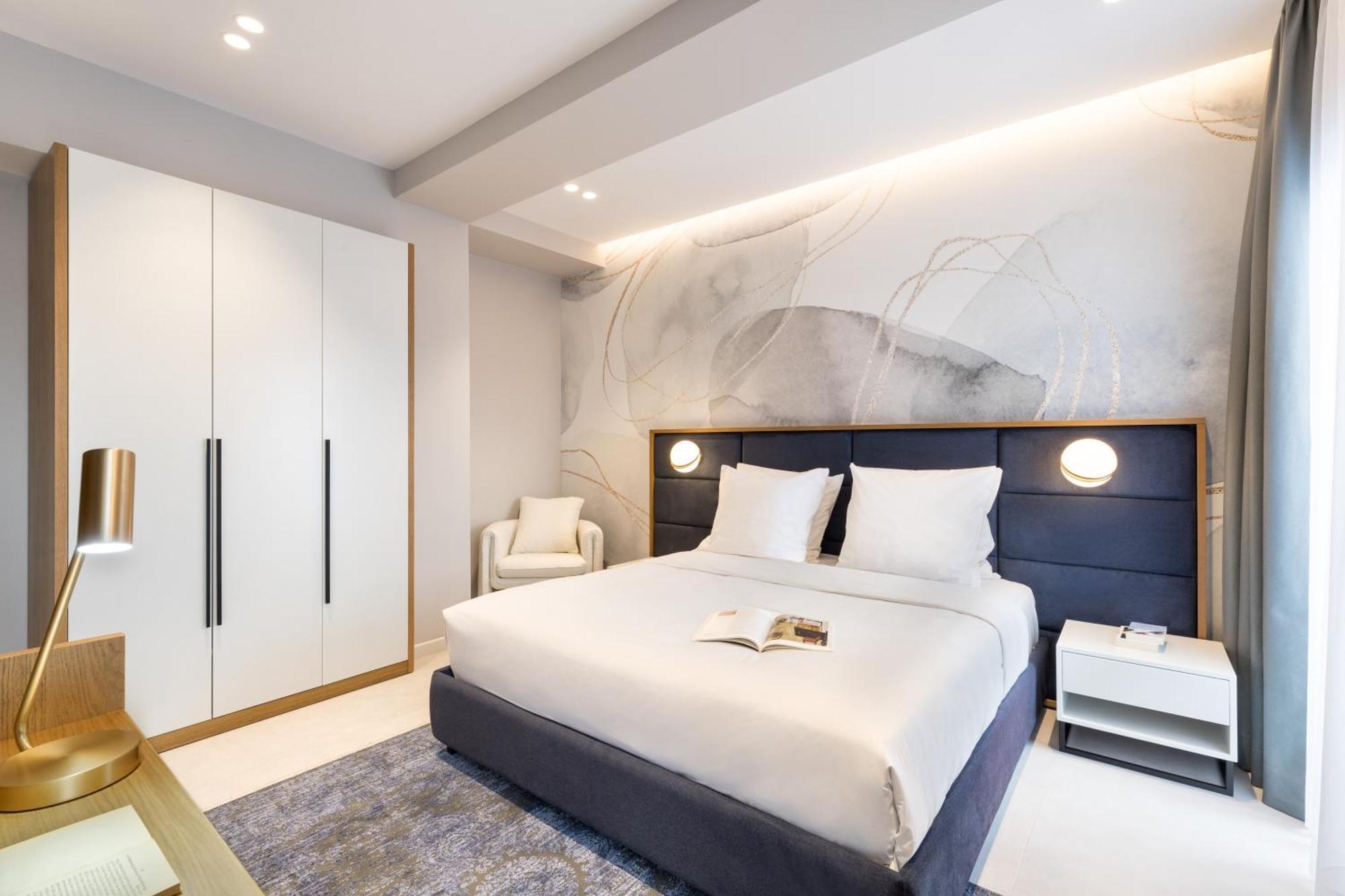 Mercure Tiranë Luaran gambar
