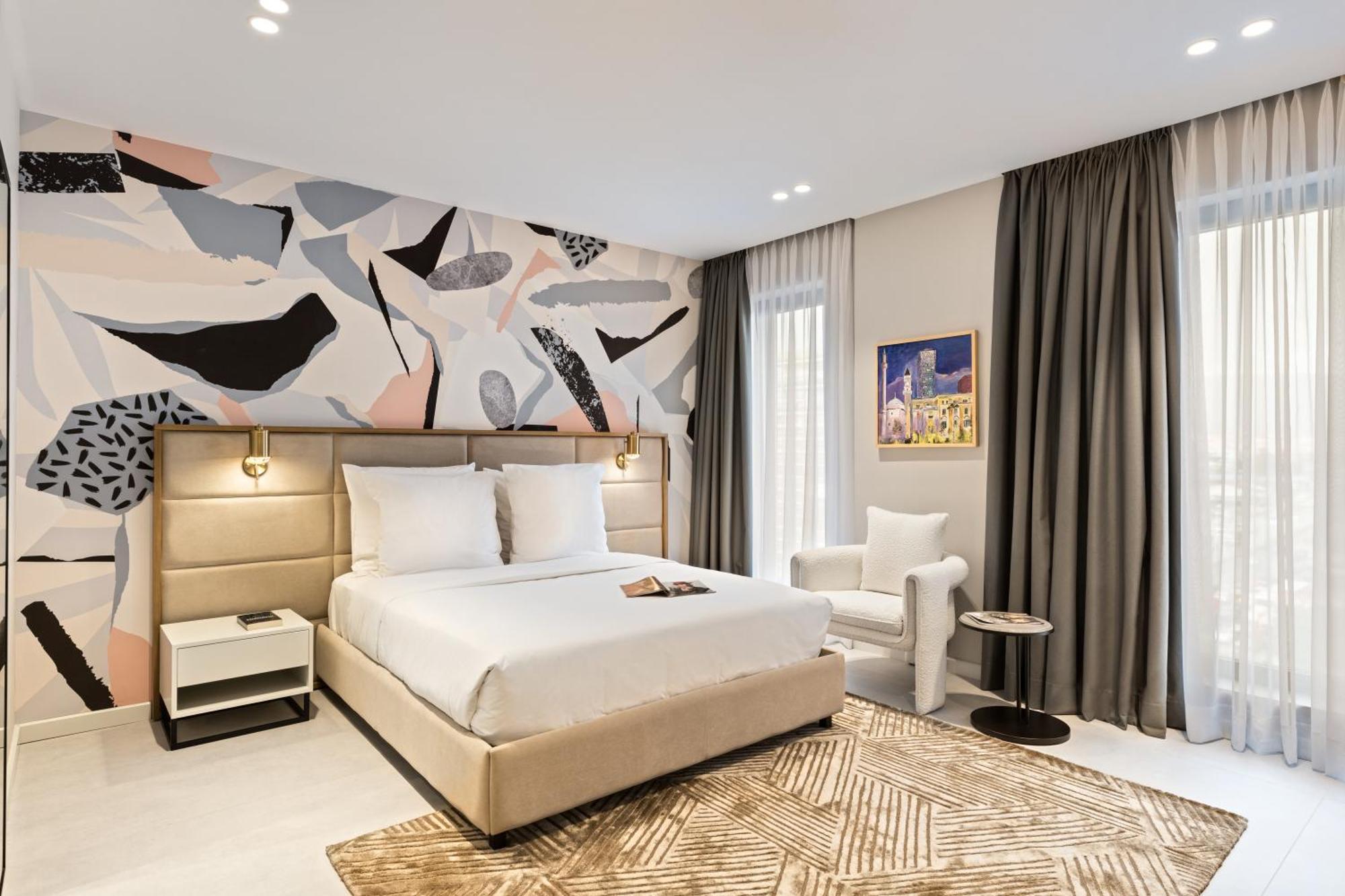 Mercure Tiranë Luaran gambar