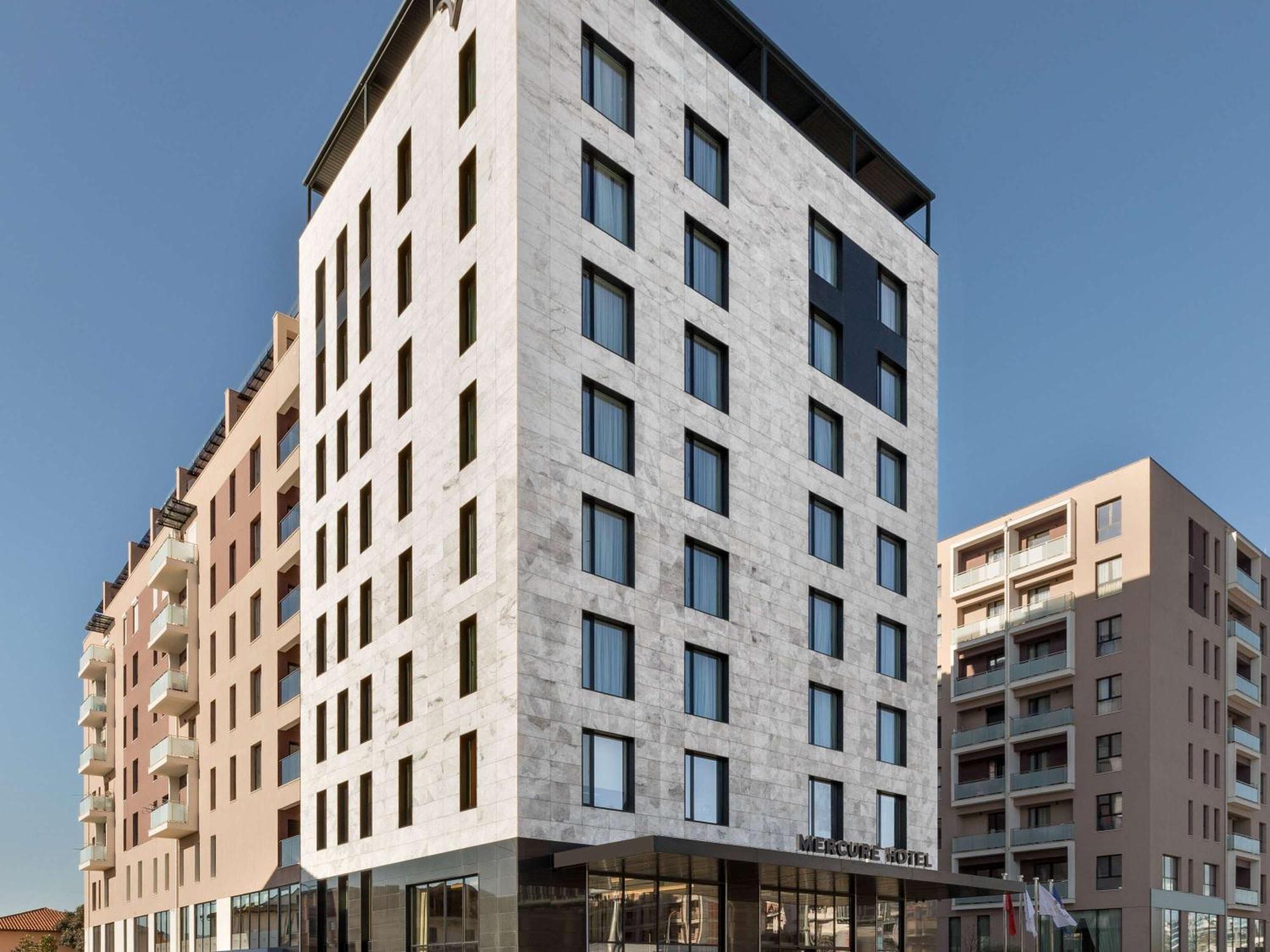Mercure Tiranë Luaran gambar