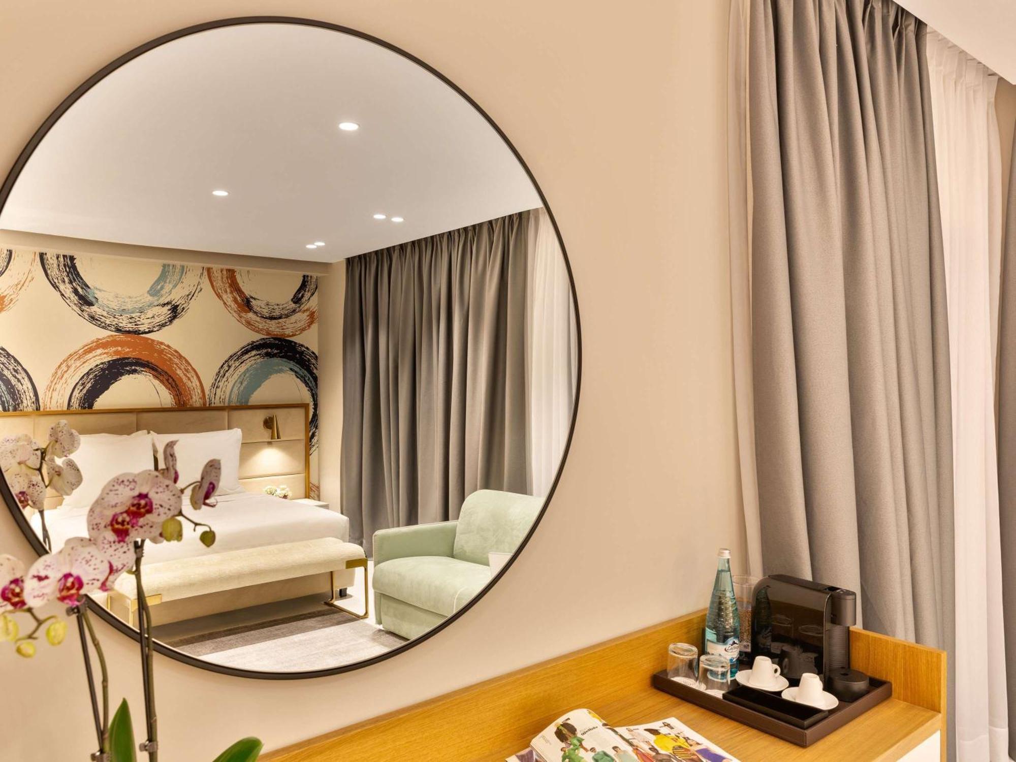 Mercure Tiranë Luaran gambar