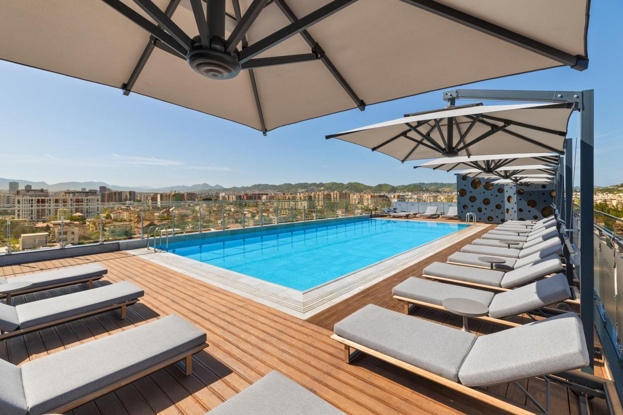 Mercure Tiranë Luaran gambar