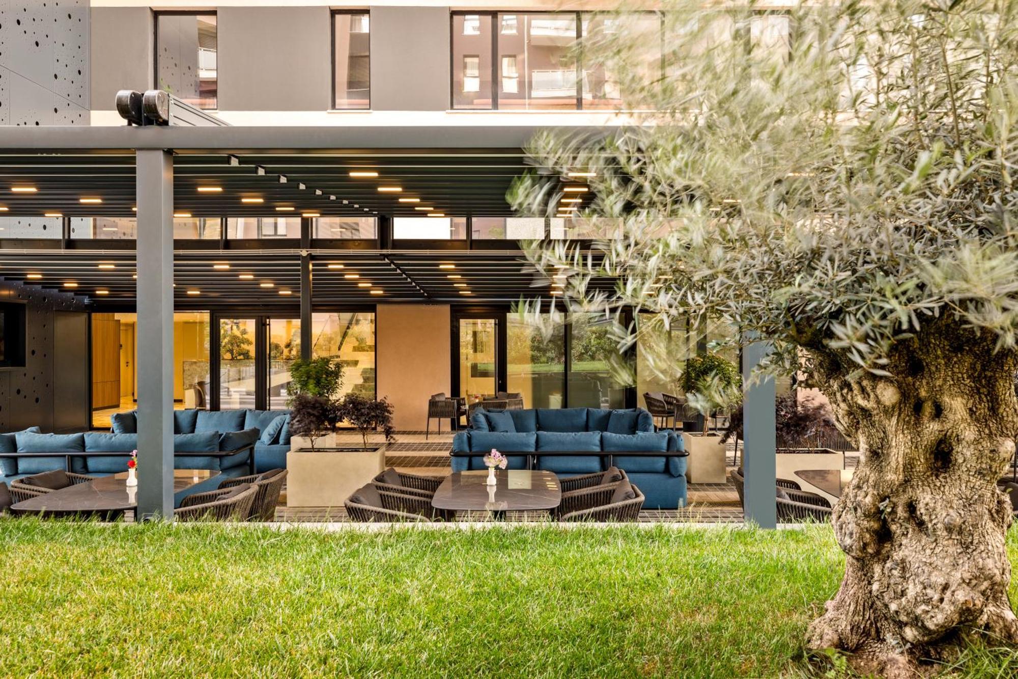 Mercure Tiranë Luaran gambar